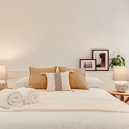 Main Street Deluxe Apartment A Coruna