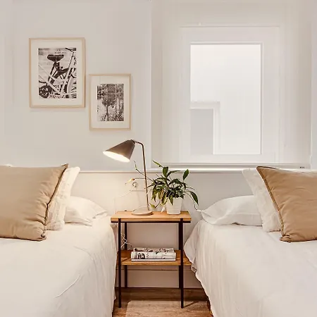 Main Street Deluxe A Coruna