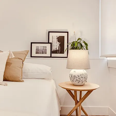 Apartment Main Street Deluxe A Coruna