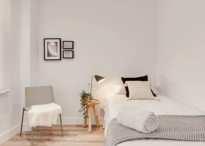 Main Street Deluxe A Coruna